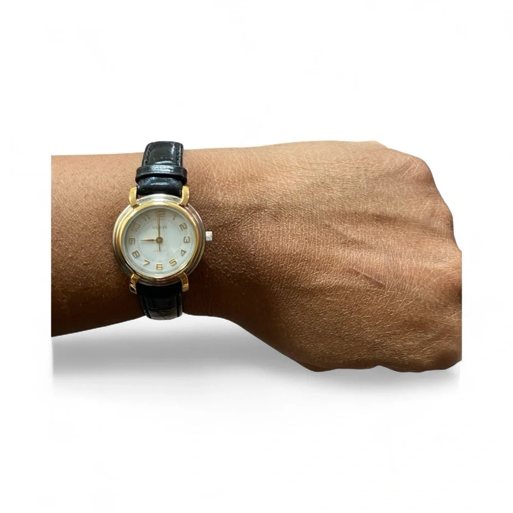 Guess indiglo quartz